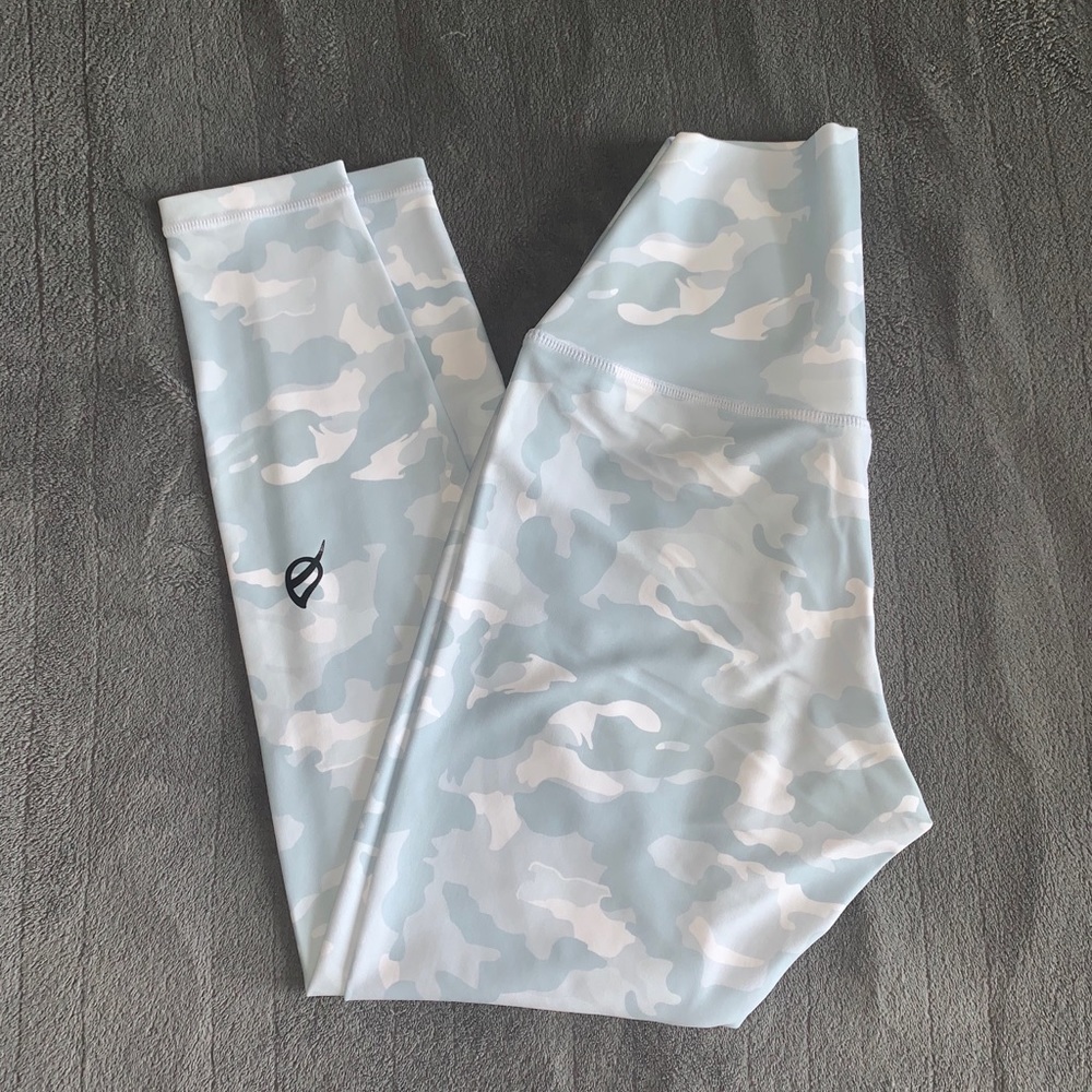 Desa’ree II Swift Legging 23”